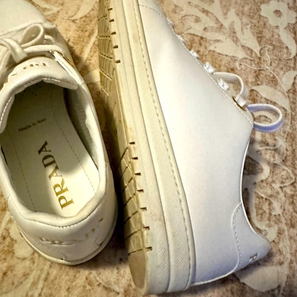 Prada shoes size 38.5 - Picture 2 of 9